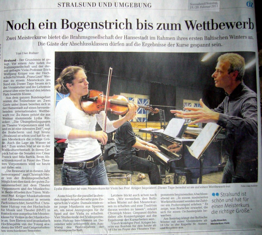 Prof. Erich Wolfgang Krüger und Lydia Rinnecker im Probensaal des Theater Stralsund - Artikel der Ostseezeitung